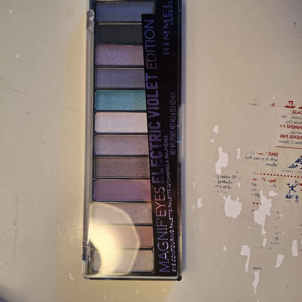 Rimmel London Magnif'eyes Vibrant Eyeshadow Palette